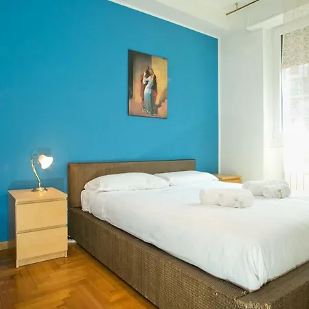 Apartamento Cozy 5 Posti Letto - 15 Minuti Dal Duomo - Metro M1 A 4 Minuti - Ac - Wifi - Netflix Milão