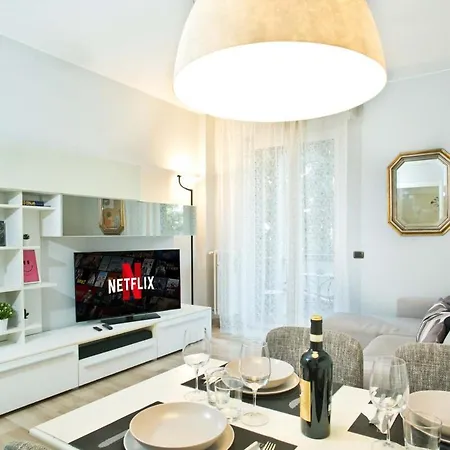 Cozy 5 Posti Letto - 15 Minuti Dal Duomo - Metro M1 A 4 Minuti - Ac - Wifi - Netflix Apartamento Milão